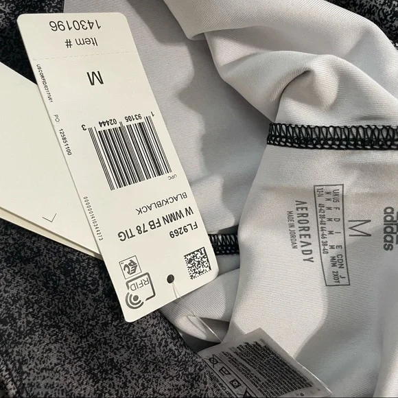 Adidas aeroready pants size medium - Picture 11 of 12